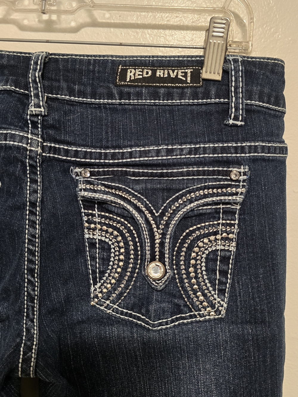 Red Rivet - Low Rise Skinny Jeans - Picture 10 of 11